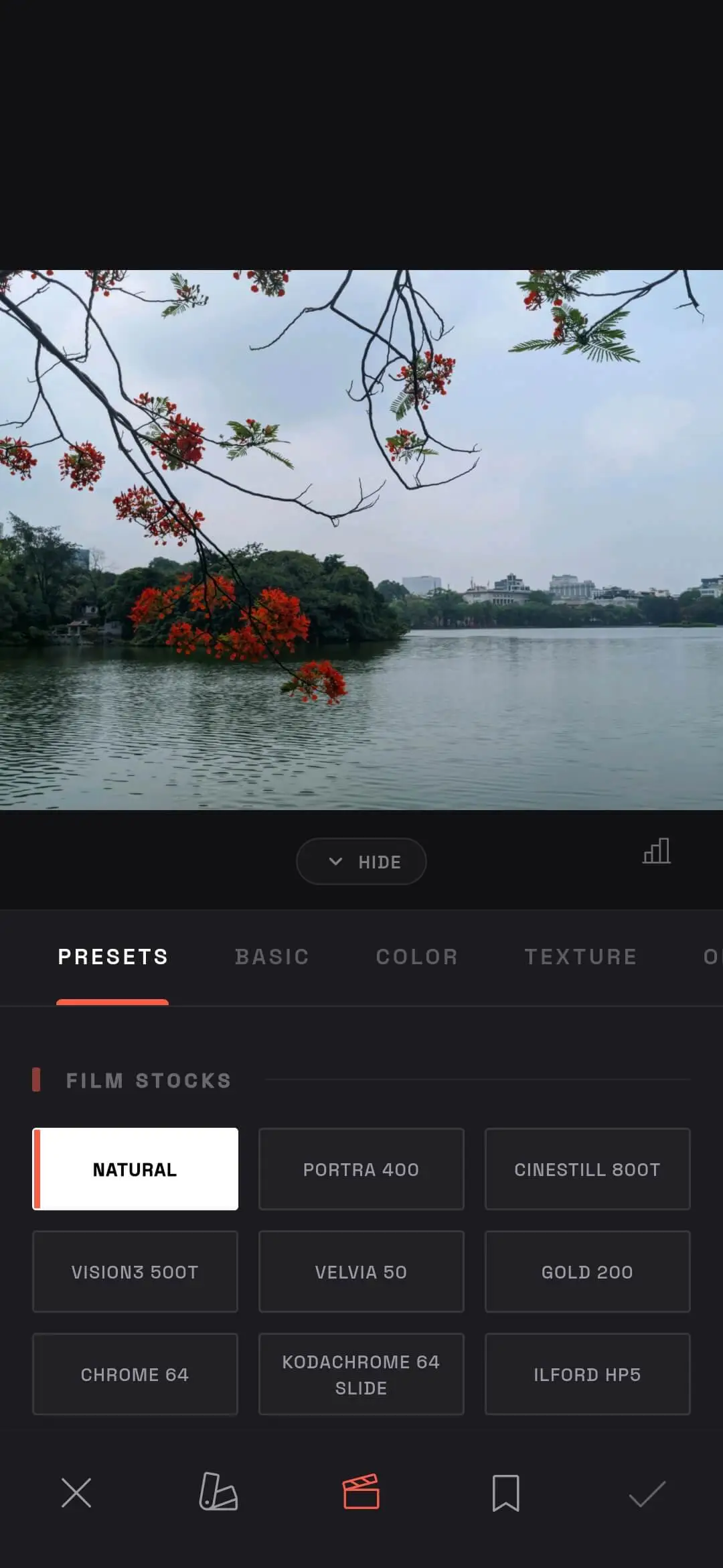 Select film effects and lens simulations in Modipix